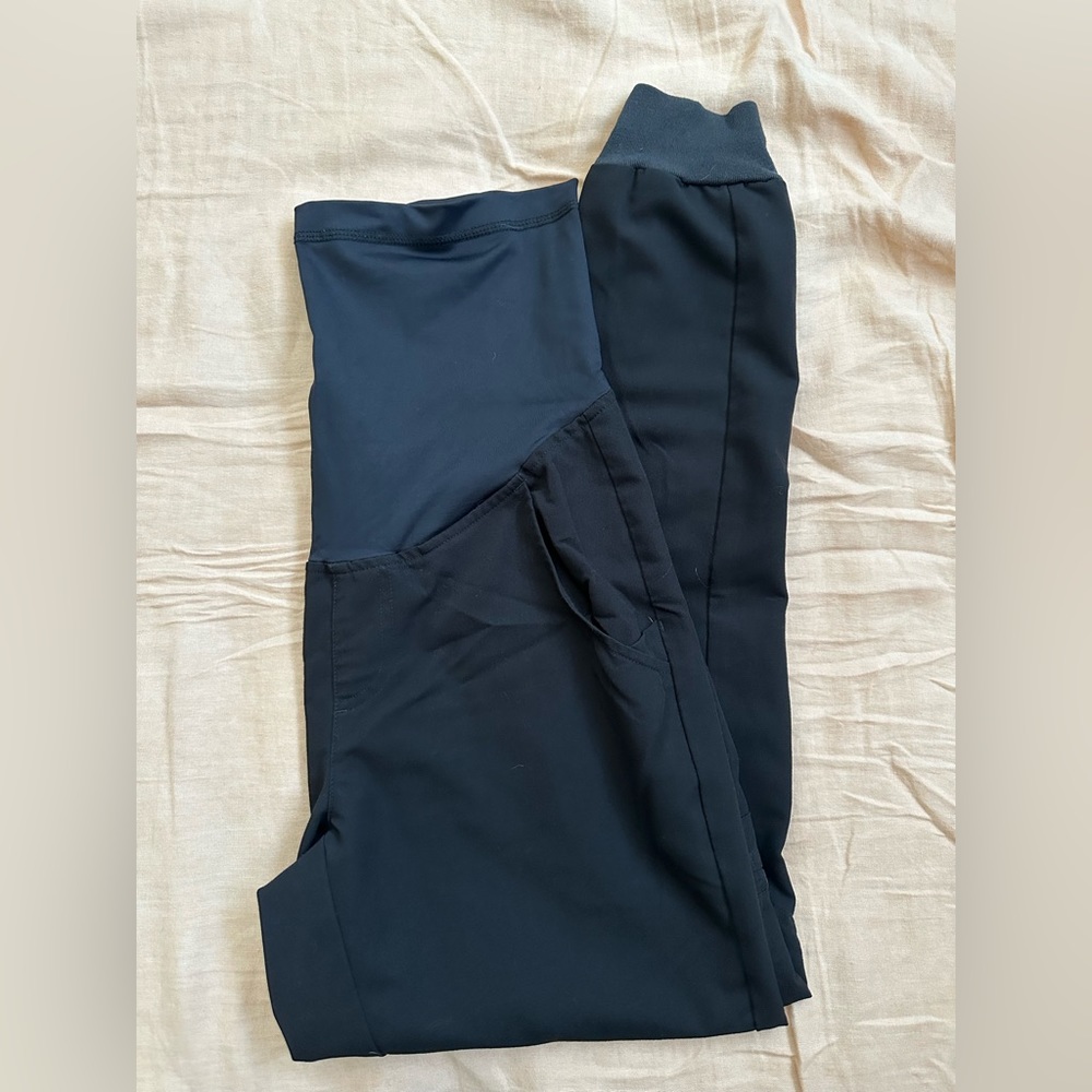 FIGS maternity scrub joggers | XS black